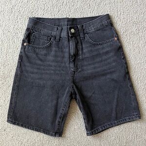 NWOT Zara Men’s Black Denim Shorts Size US 30